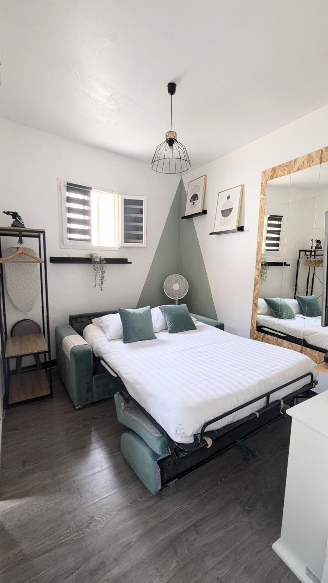*Ca Me Convient* Studio Chaleureux วีลุชวีฟ ภายนอก รูปภาพ